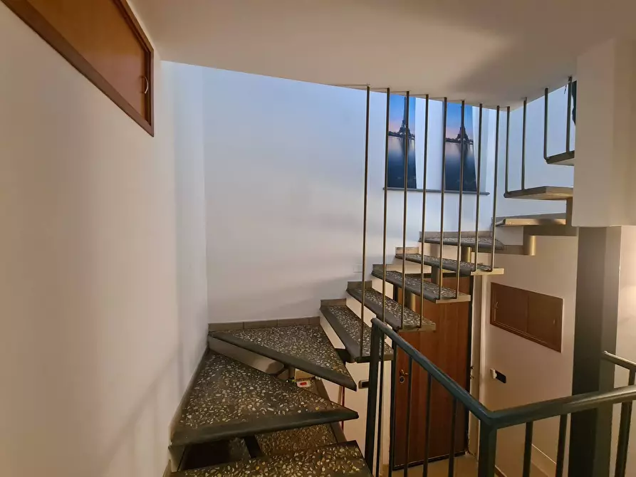 Immagine 10 di Camera in affitto  in Viale Crotone 14 a Catanzaro