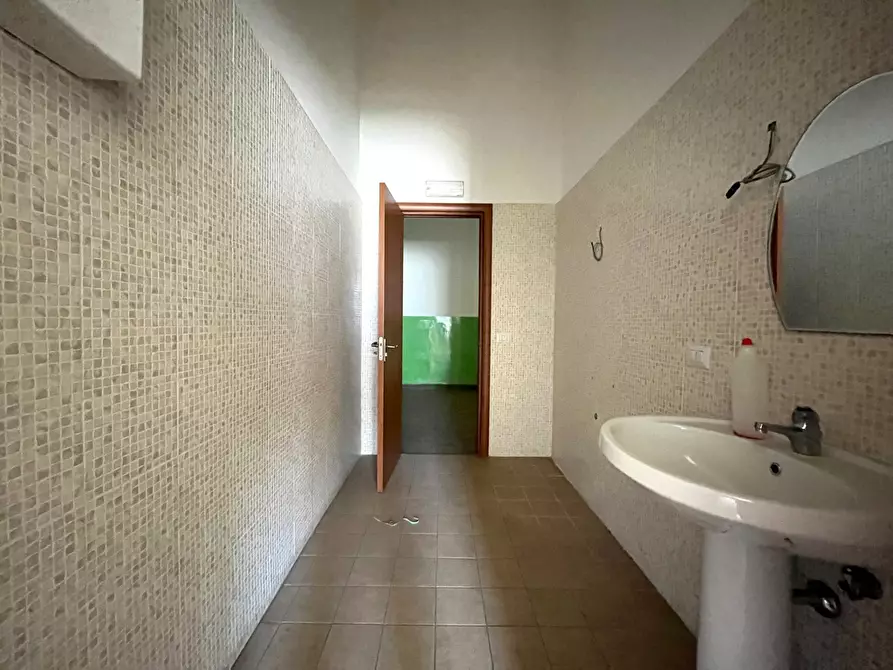 Immagine 11 di Ufficio in affitto  in viale Tommaso Campanella a Catanzaro