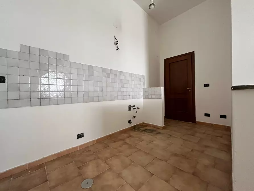 Immagine 8 di Casa indipendente in vendita  in Via Lombardia a Catanzaro