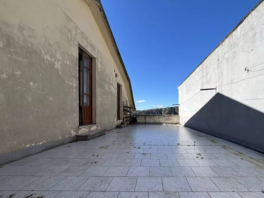 Immagine 12 di Appartamento in vendita  in Via Ettore Vitale a Catanzaro