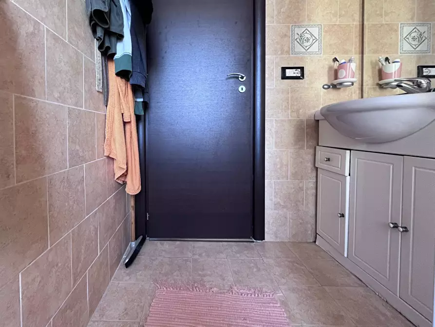 Immagine 5 di Villetta a schiera in vendita  in Via Marincoli 11 a Amaroni