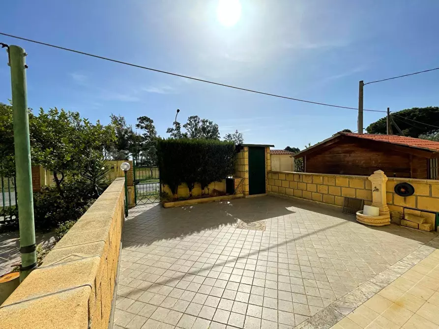 Immagine 15 di Appartamento in vendita  in Via dei Narcisi a Amaroni