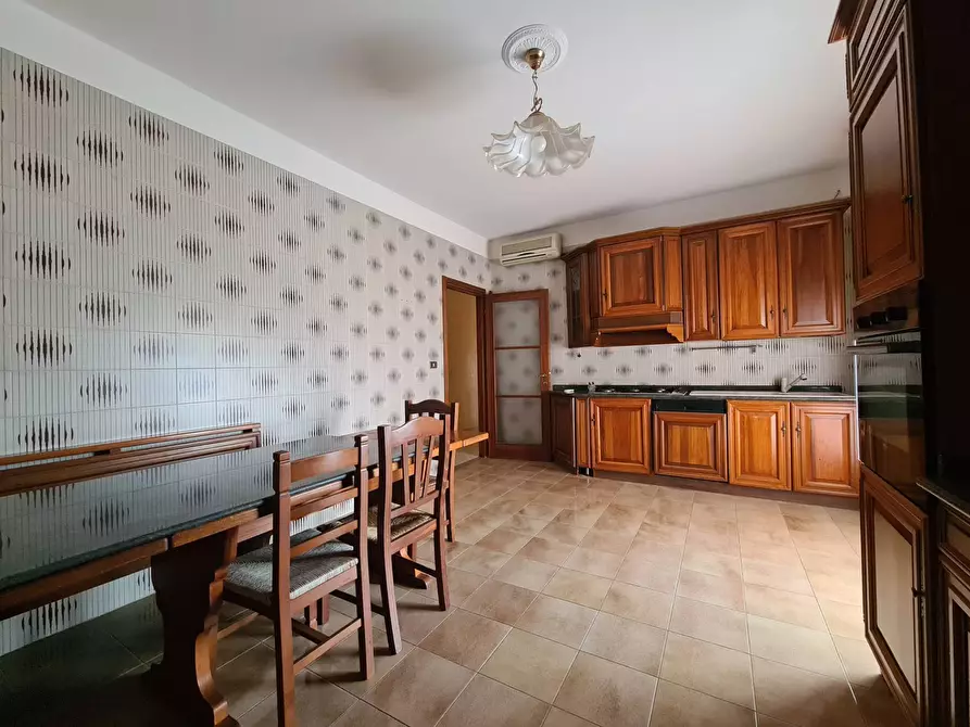 Immagine 6 di Camera in affitto  in viale Crotone 118 a Catanzaro