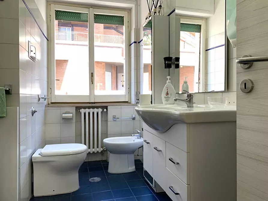 Immagine 9 di Ufficio in affitto  in via Alcide De Gasperi a Catanzaro