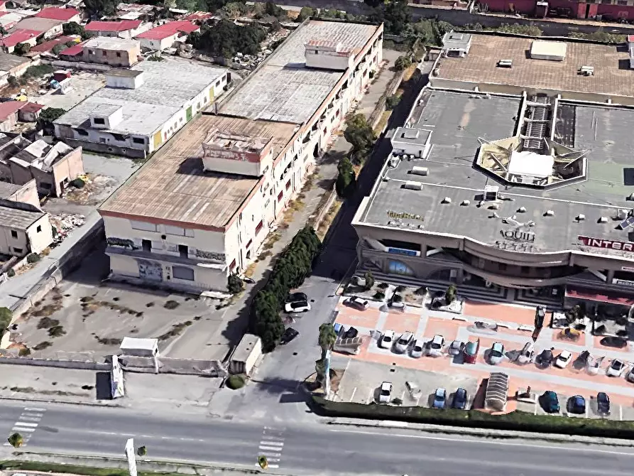 Immagine 2 di Palazzo in vendita  in viale Lucrezia della Valle 56 a Catanzaro