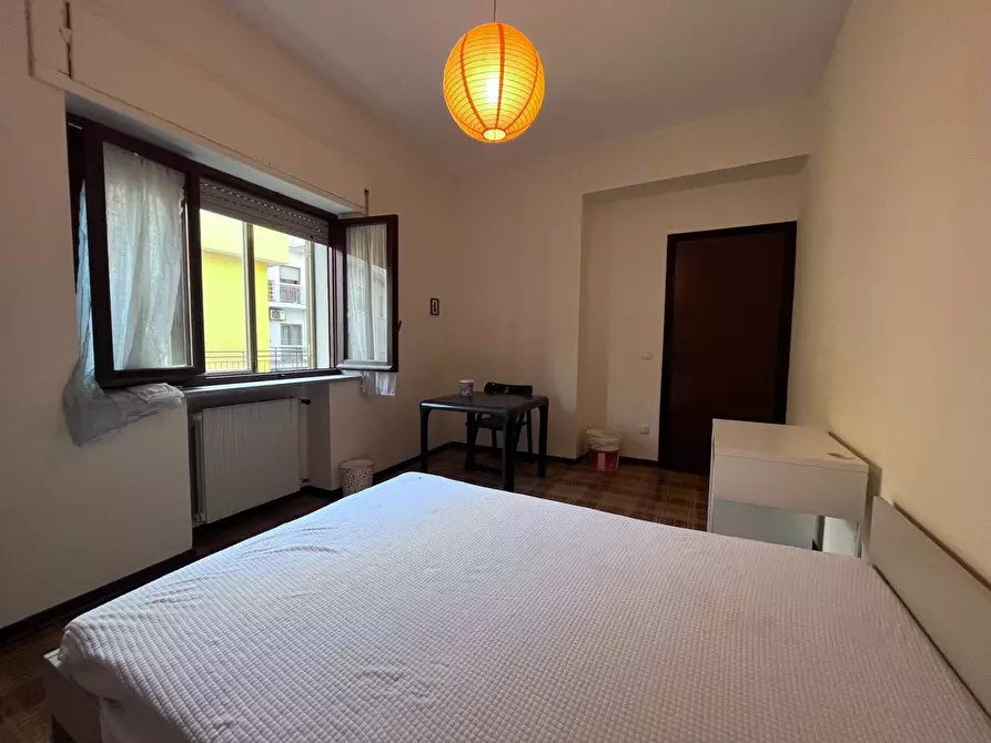 Immagine 12 di Camera in affitto  in Via Nazario Sauro 9 a Catanzaro