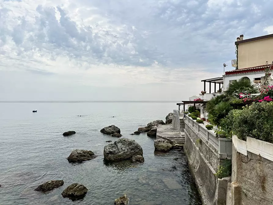 Immagine 13 di Casa indipendente in vendita  in Via Raffaele Grillone 48 a Squillace