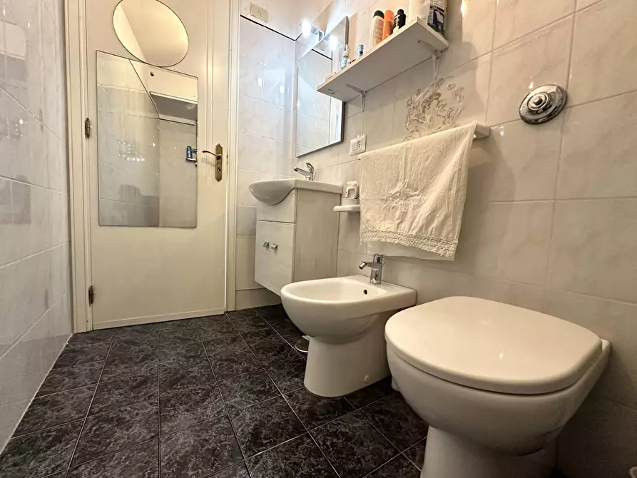 Immagine 8 di Casa indipendente in vendita  in Via Raffaele Grillone 48 a Squillace