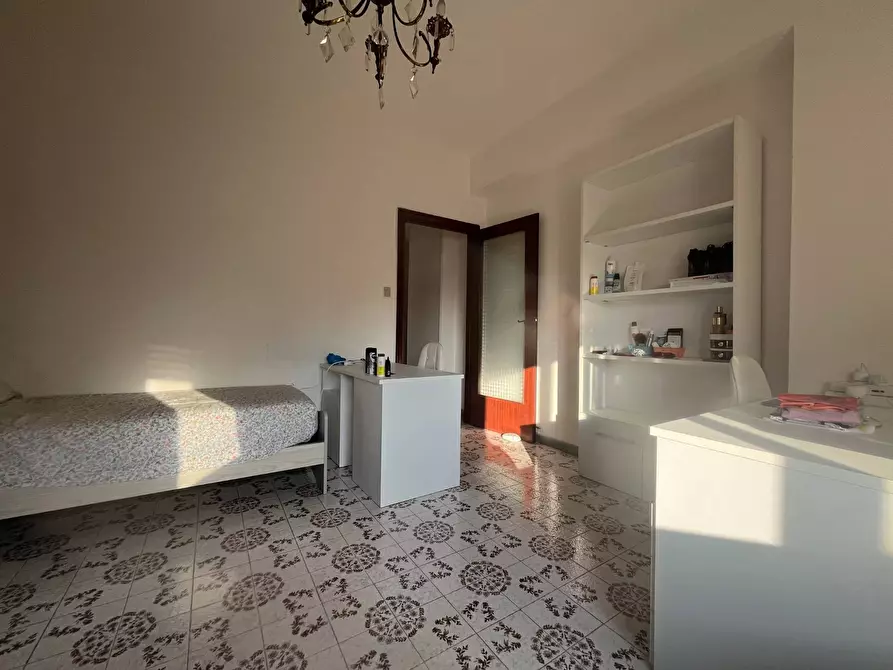 Immagine 10 di Camera in affitto  in Via Torrazzo 128 a Catanzaro
