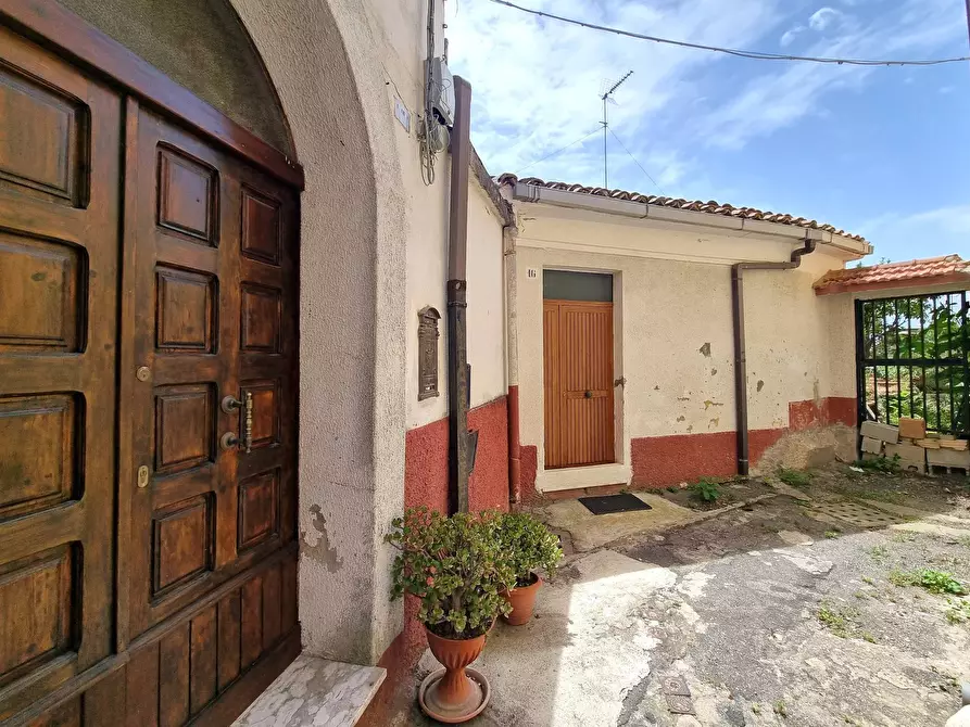 Immagine 10 di Appartamento in vendita  in Largo Piano Grande 14 a Catanzaro