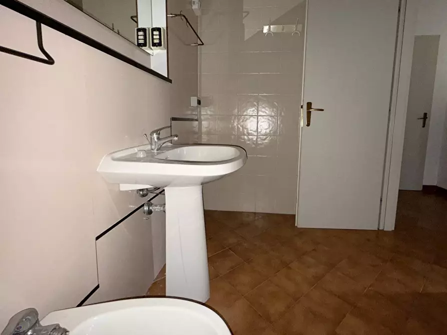 Immagine 12 di Appartamento in vendita  in Via Teano 65 a Catanzaro