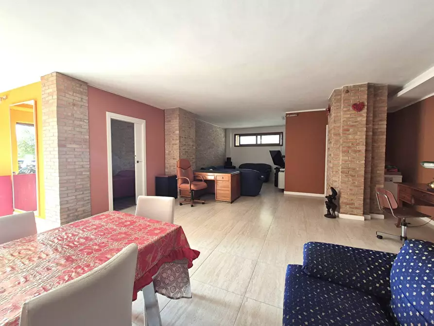 Immagine 3 di Camera in affitto  in Via dei Conti Falluc 84 a Catanzaro