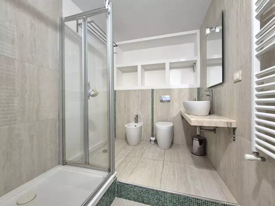 Immagine 9 di Camera in affitto  in Via dei Conti Falluc 84 a Catanzaro