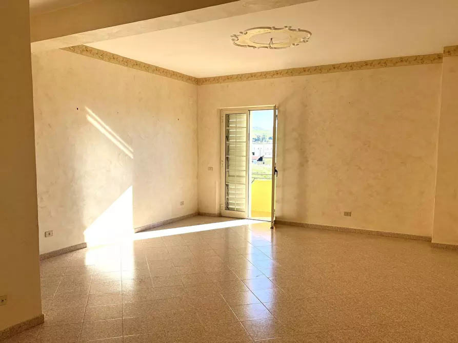 Immagine 4 di Appartamento in affitto  in Via Caduti sul Lavoro 14 a Catanzaro