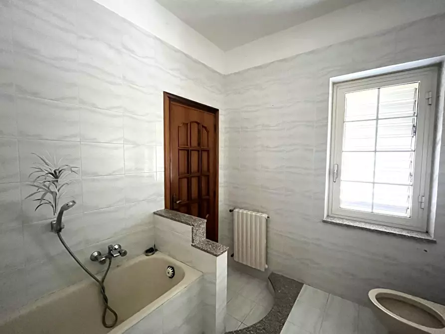 Immagine 11 di Appartamento in affitto  in Via Caduti sul Lavoro 14 a Catanzaro