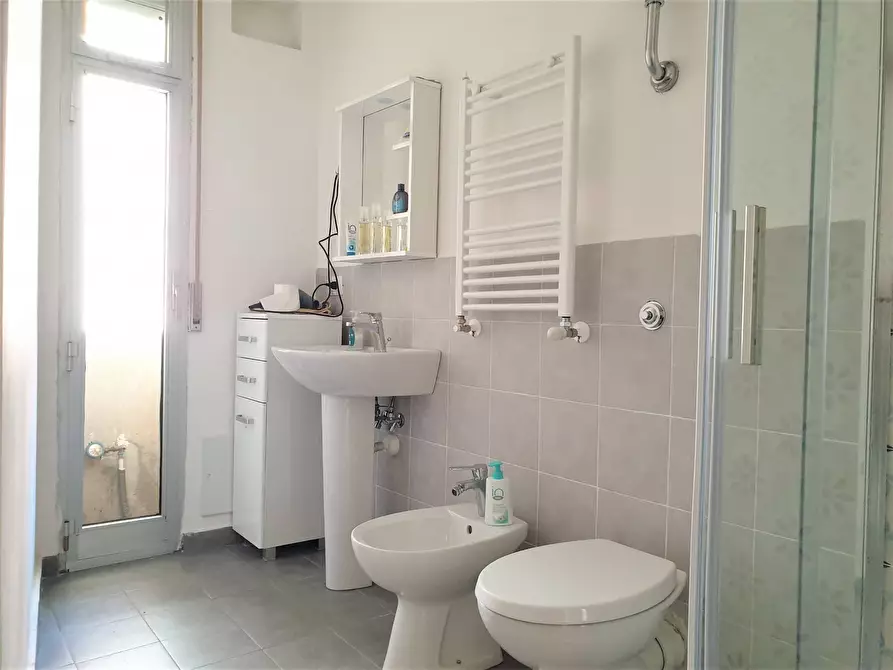 Immagine 6 di Appartamento in affitto  in via Lungomare a Catanzaro