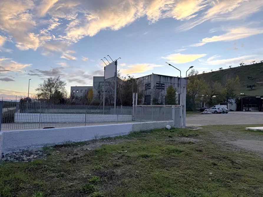 Immagine 17 di Capannone industriale in vendita  in S.da Statale 19 delle Calabrie a Altilia