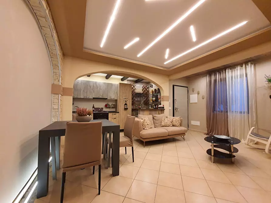 Immagine 13 di Appartamento in affitto  in viale Fiume Mesima a Catanzaro