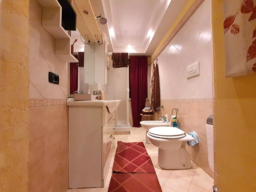 Immagine 9 di Appartamento in affitto  in viale Fiume Mesima a Catanzaro