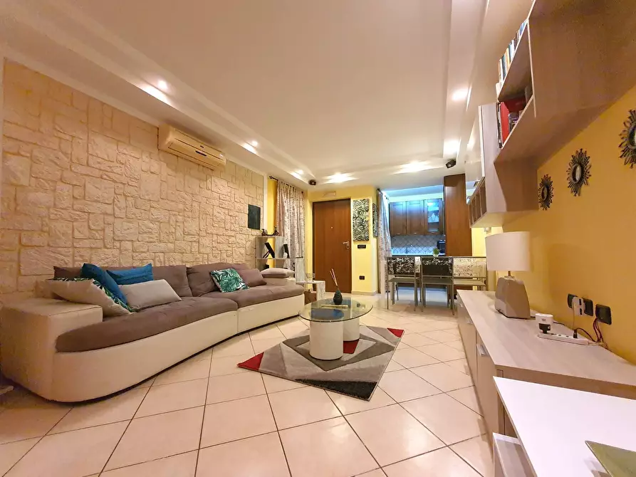 Immagine 11 di Appartamento in affitto  in viale Fiume Mesima a Catanzaro