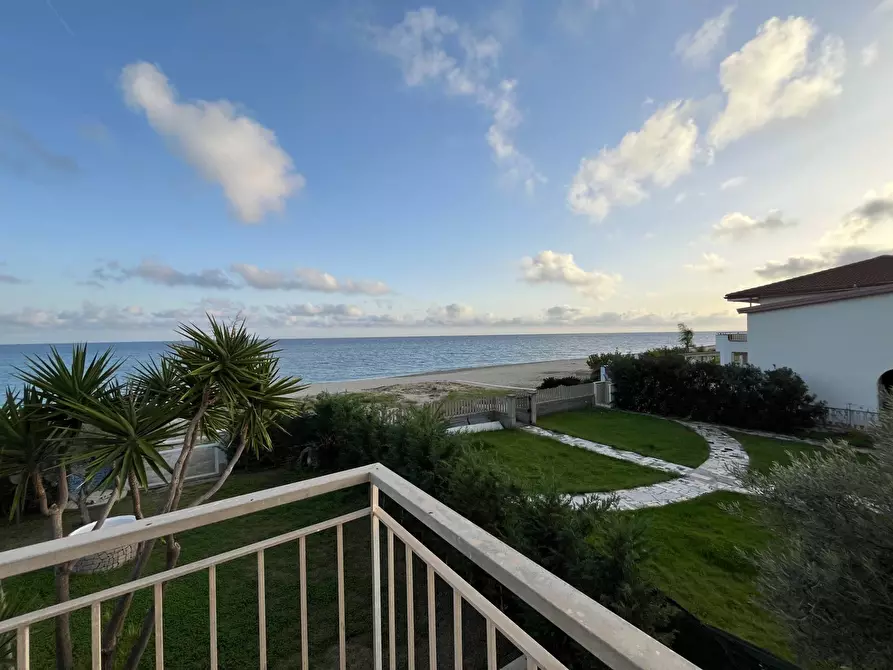 Immagine 1 di Appartamento in affitto  in via Nazionale 152 a Stilo