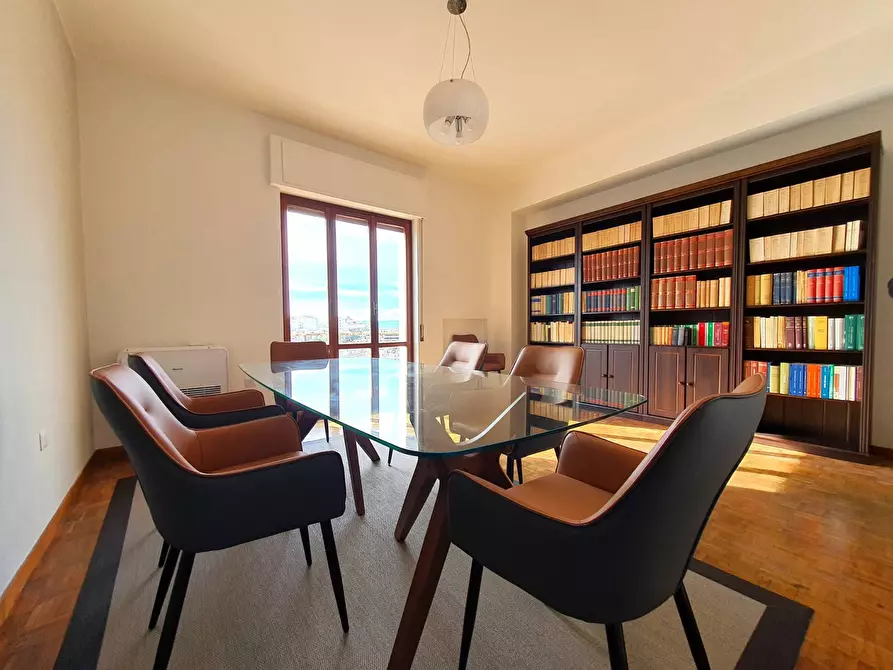 Immagine 1 di Ufficio in affitto  in via Eugenio De Riso a Catanzaro