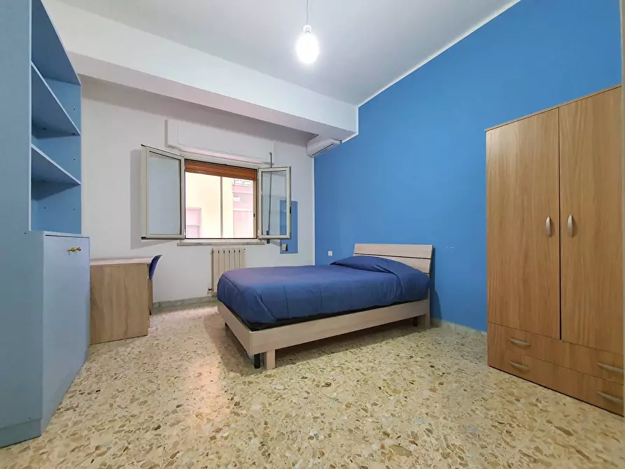 Immagine 1 di Camera in affitto  in Via Lungomare Stefano Pugliese a Catanzaro