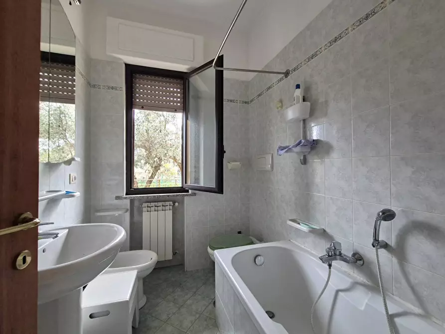 Immagine 10 di Appartamento in vendita  in Traversa Via Trapani 8B a Catanzaro