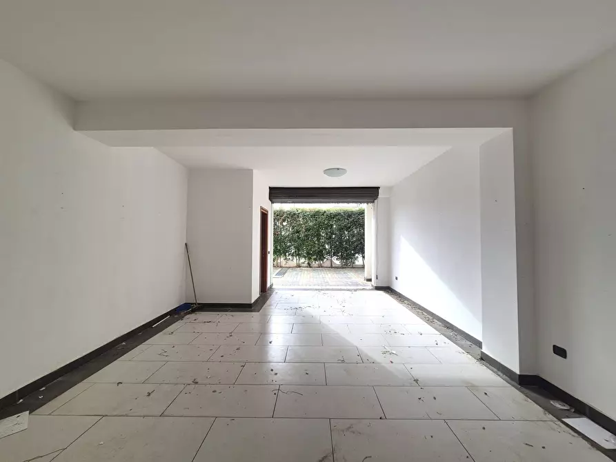 Immagine 5 di Box auto in affitto  in Traversa III viale Crotone a Catanzaro