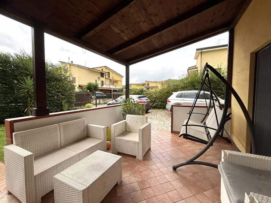 Immagine 1 di Casa indipendente in vendita  in via Martiri di Nassirya trav. I^ a Borgia