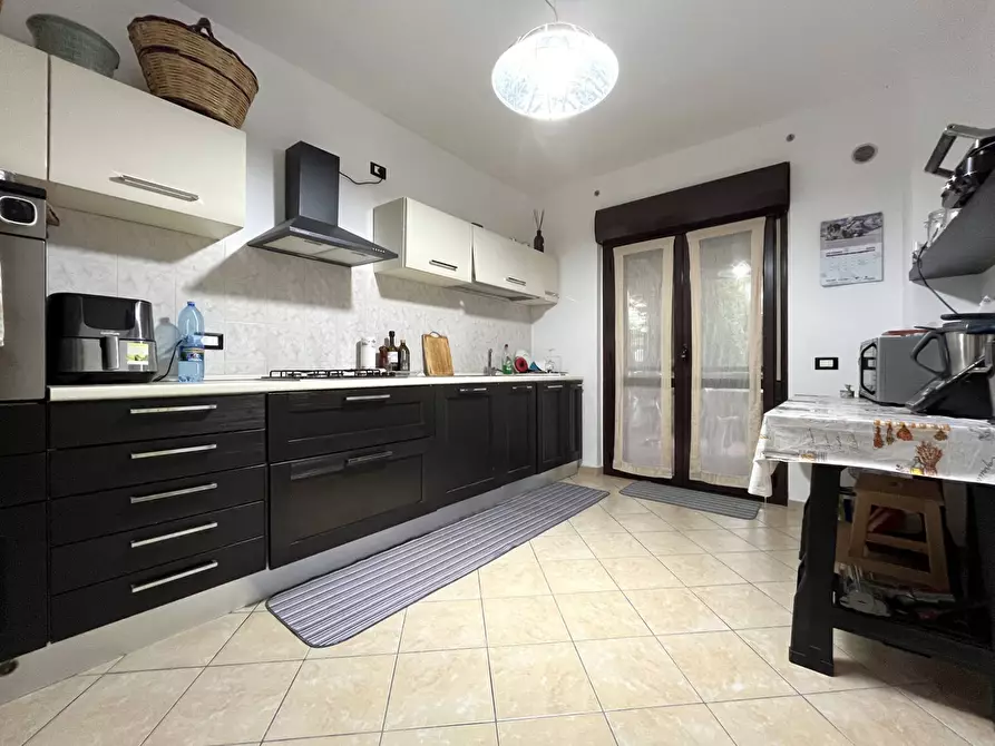 Immagine 6 di Casa indipendente in vendita  in via Martiri di Nassirya trav. I^ a Borgia