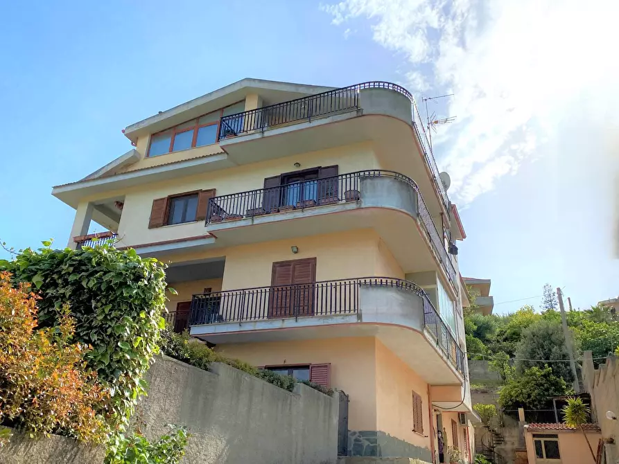 Immagine 6 di Appartamento in vendita  in Via Antonio Izzi de Falenta a Catanzaro