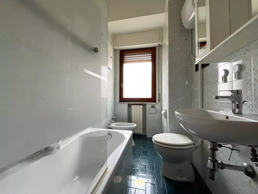 Immagine 10 di Appartamento in vendita  in Via Giuseppe Schipani a Catanzaro