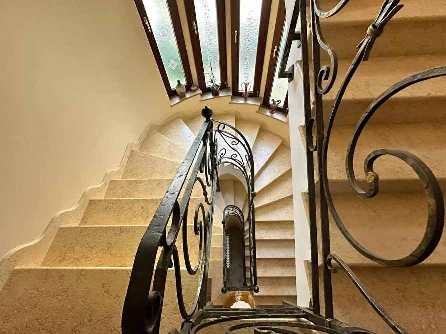 Immagine 11 di Villa in vendita  in Via Filippo Turati 27 a Catanzaro