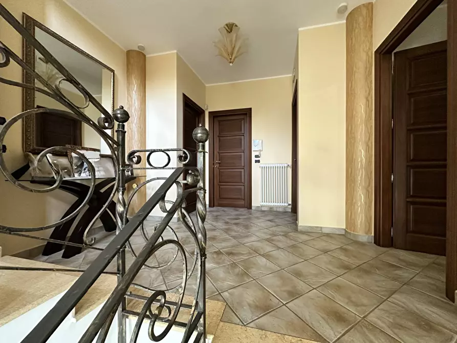 Immagine 14 di Villa in vendita  in Via Filippo Turati 27 a Catanzaro