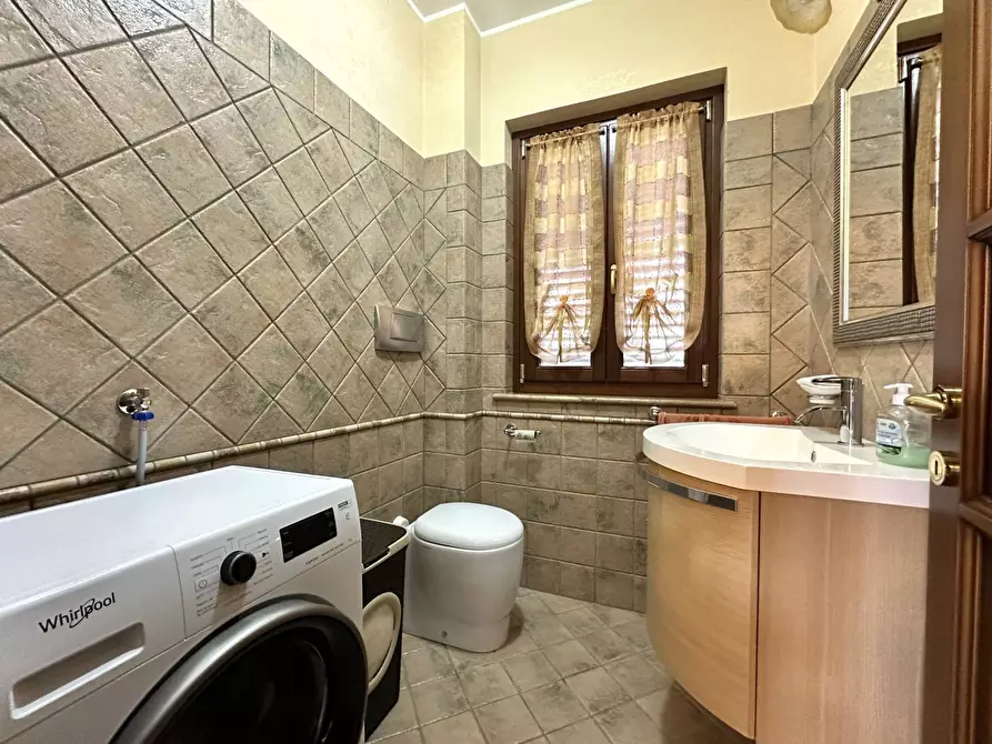 Immagine 10 di Villa in vendita  in Via Filippo Turati 27 a Catanzaro