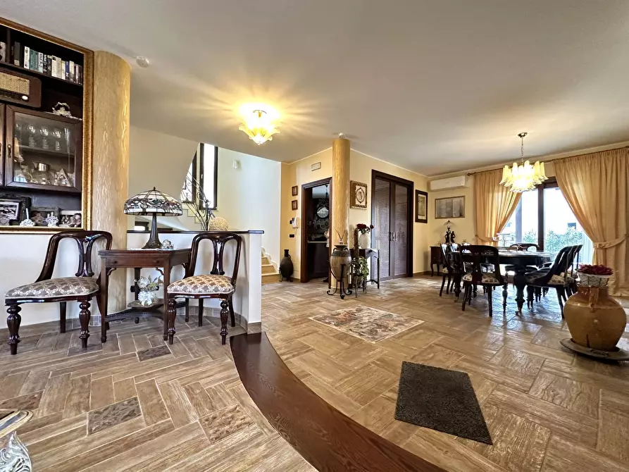 Immagine 4 di Villa in vendita  in Via Filippo Turati 27 a Catanzaro