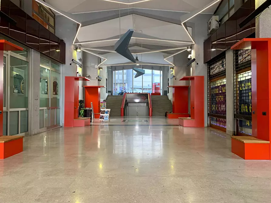 Immagine 6 di Ufficio in affitto  in Corso Giuseppe Mazzini a Catanzaro