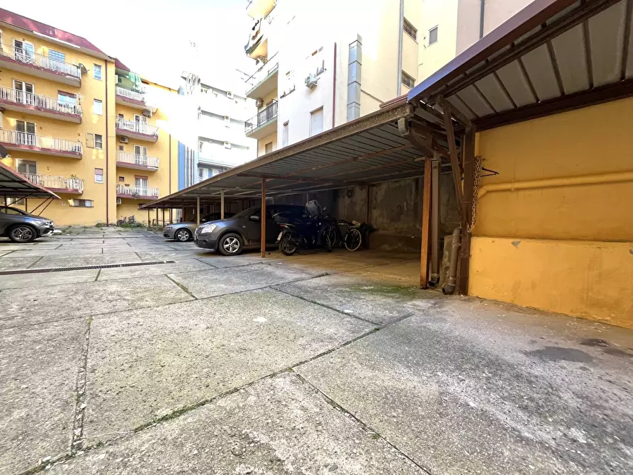 Immagine 3 di Box auto in affitto  in VIA FIUME 50 a Catanzaro