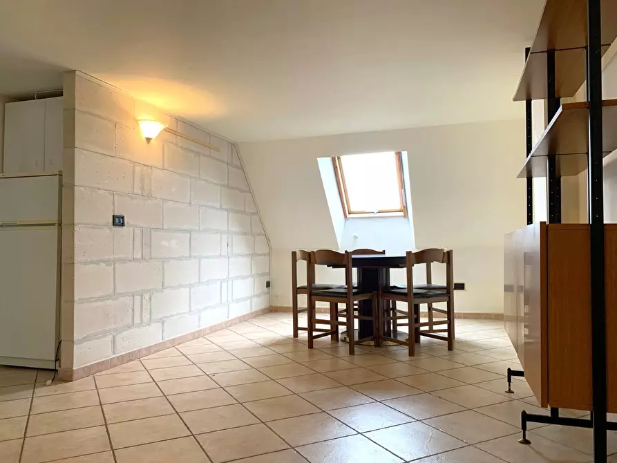 Immagine 5 di Appartamento in vendita  in Via Enrico De Seta a Catanzaro