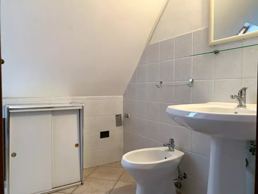 Immagine 4 di Appartamento in vendita  in Via Enrico De Seta a Catanzaro