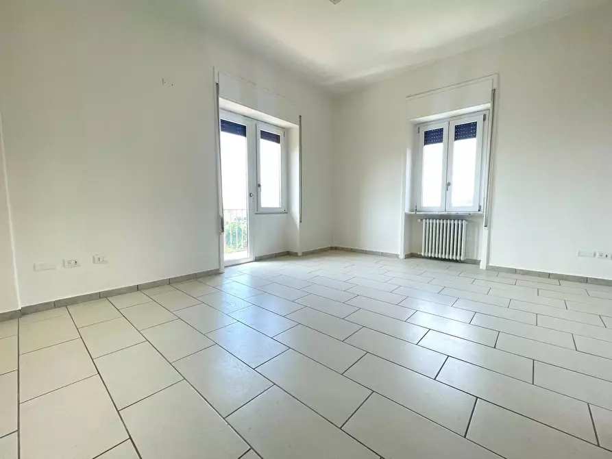 Immagine 8 di Ufficio in affitto  in via Francesco Crispi a Catanzaro