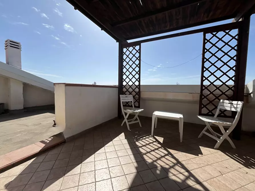 Immagine 5 di Appartamento in vendita  in Viale San Francesco da Paola 1 a Amaroni