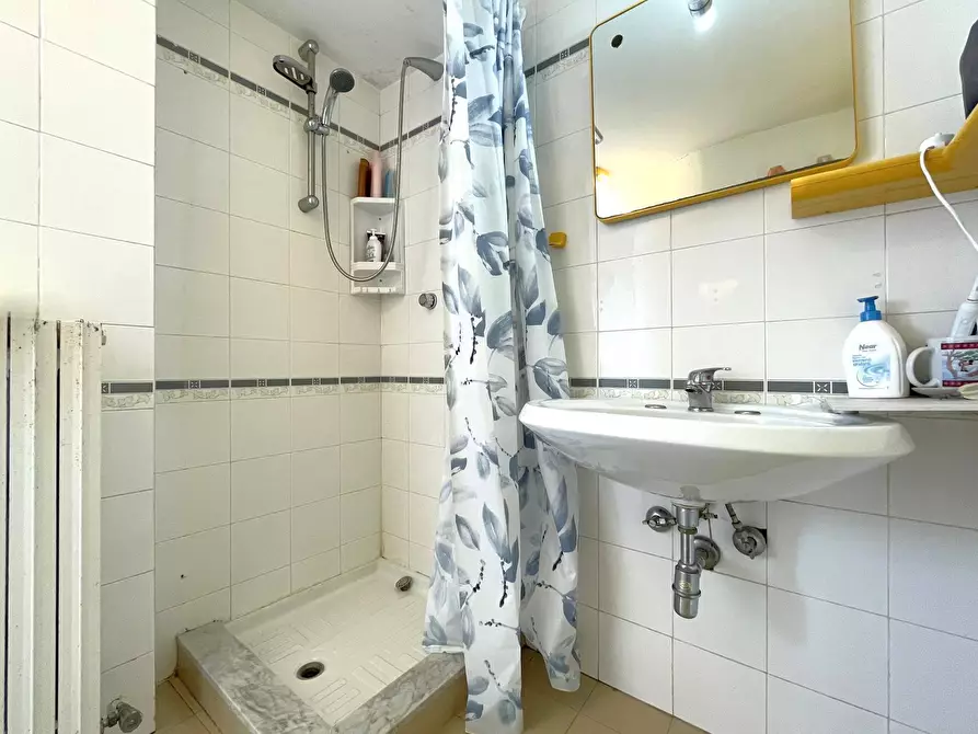 Immagine 20 di Appartamento in vendita  in via Regina Madre 42 a Catanzaro