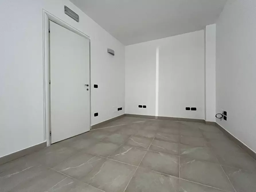 Immagine 1 di Ufficio in vendita  in via Giuseppe Poerio 30 a Catanzaro