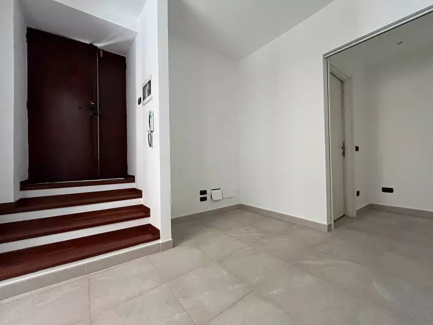 Immagine 10 di Ufficio in vendita  in via Giuseppe Poerio 30 a Catanzaro