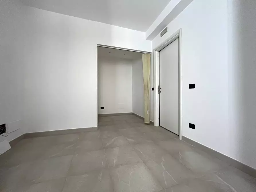 Immagine 3 di Ufficio in vendita  in via Giuseppe Poerio 30 a Catanzaro