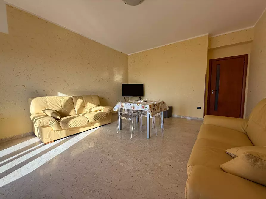 Immagine 13 di Appartamento in affitto  in Via Ferdinando Magellano 21 a Catanzaro