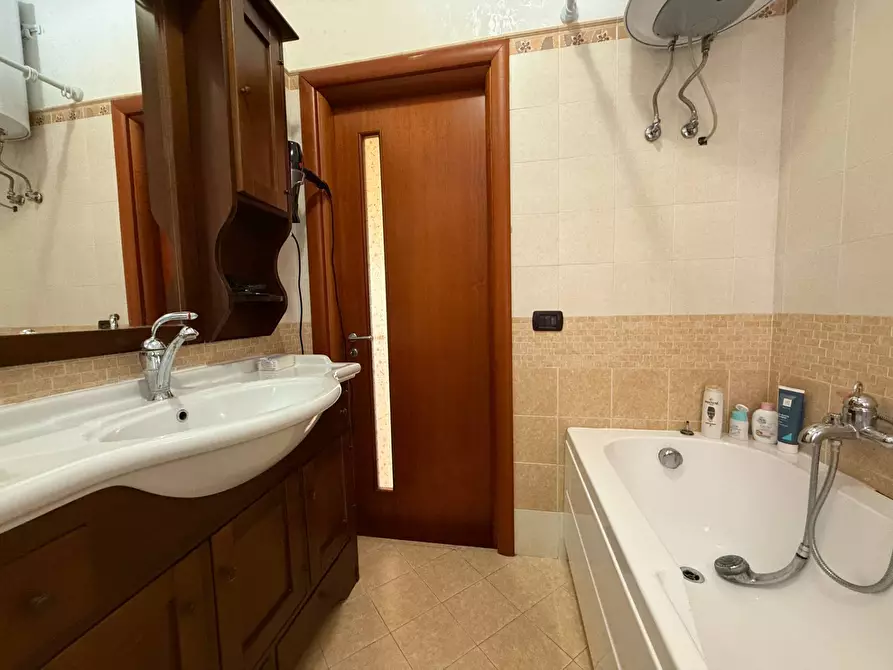 Immagine 11 di Appartamento in affitto  in Via Ferdinando Magellano 21 a Catanzaro