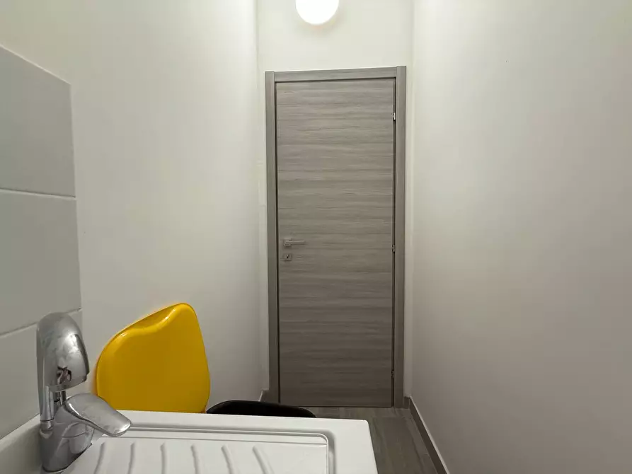 Immagine 10 di Appartamento in affitto  in Via Genova 34 a Catanzaro